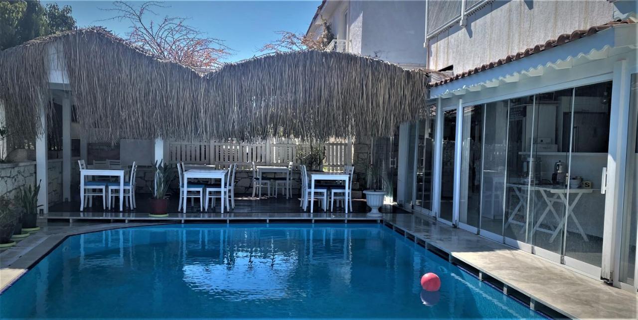 Alacati Eldoris Butik Hotel ภายนอก รูปภาพ