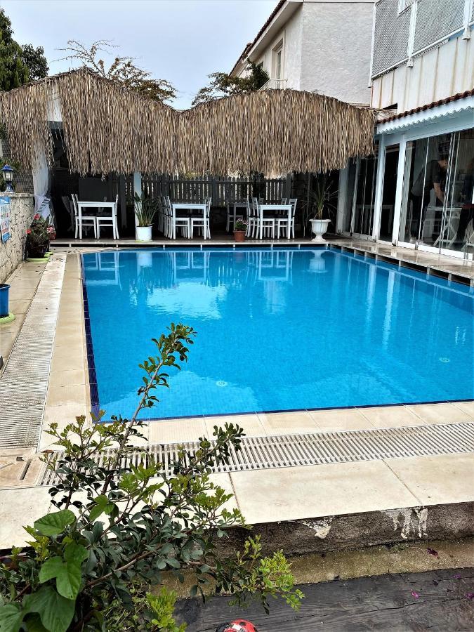 Alacati Eldoris Butik Hotel ภายนอก รูปภาพ