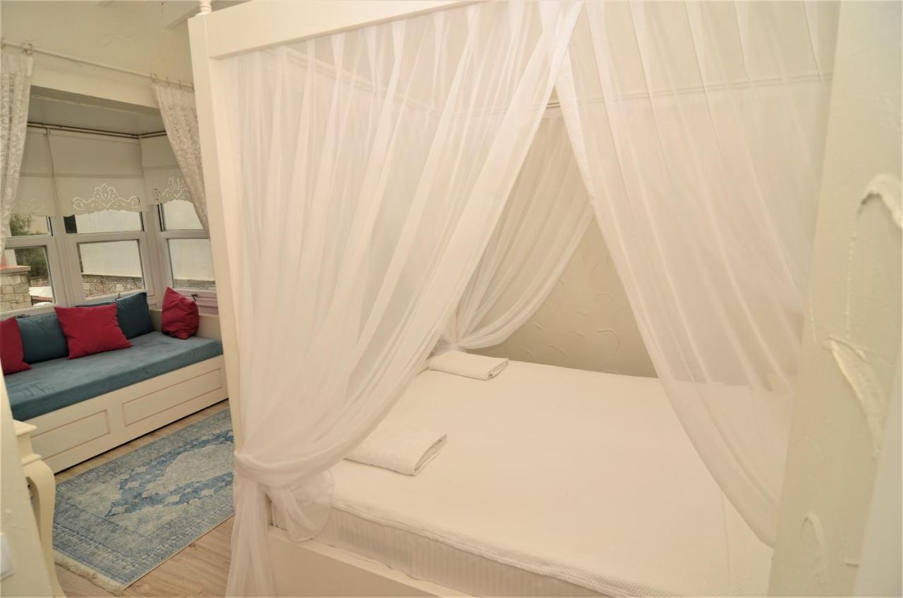 Alacati Eldoris Butik Hotel ภายนอก รูปภาพ