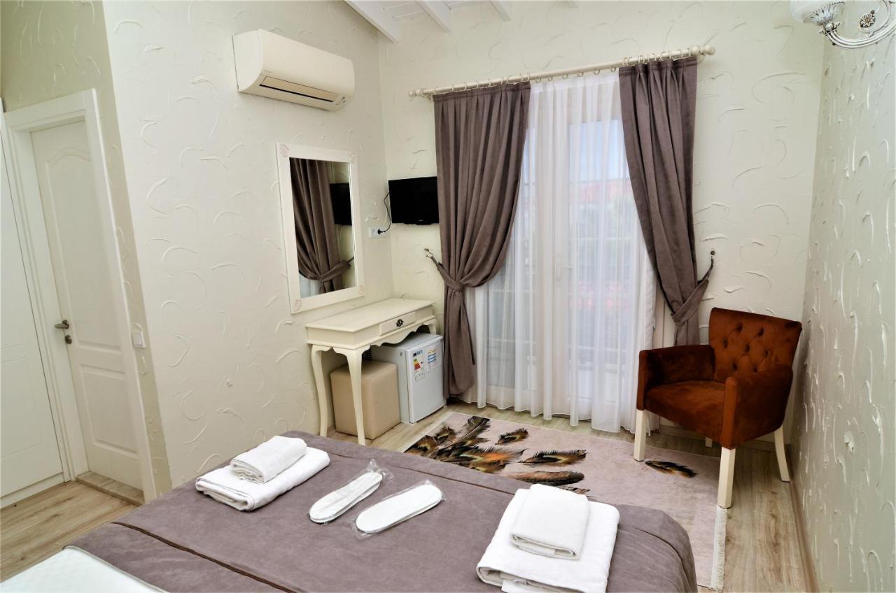 Alacati Eldoris Butik Hotel ภายนอก รูปภาพ